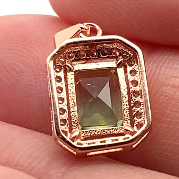 Green Tourmaline 1.60ct Rose Gold Finish Solid 925 Sterling Silver Pendant - Picture 3 of 7